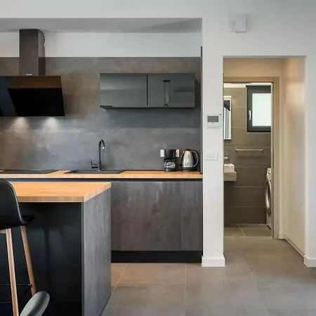Modern Eva With Pool And 2 Bedrooms In Tar Villa
