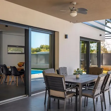Modern Eva With Pool And 2 Bedrooms In Tar Tar-Vabriga