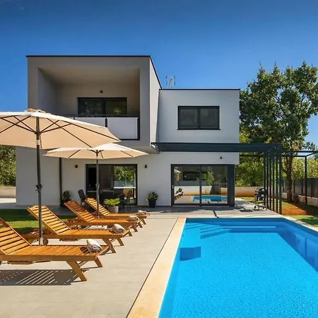 Modern Eva With Pool And 2 Bedrooms In Tar Villa Tar-Vabriga