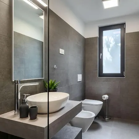 Villa Modern Eva With Pool And 2 Bedrooms In Tar Tar-Vabriga