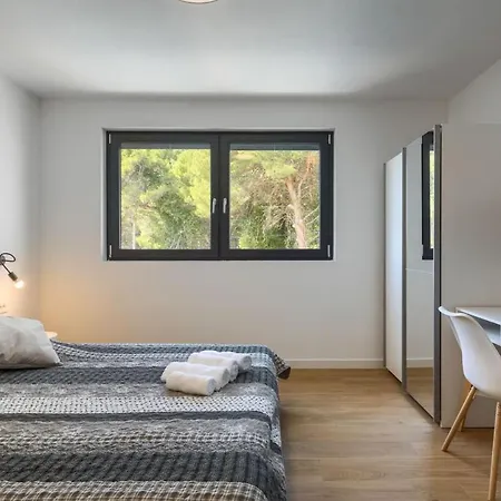 Modern Eva With Pool And 2 Bedrooms In Tar Villa Tar-Vabriga