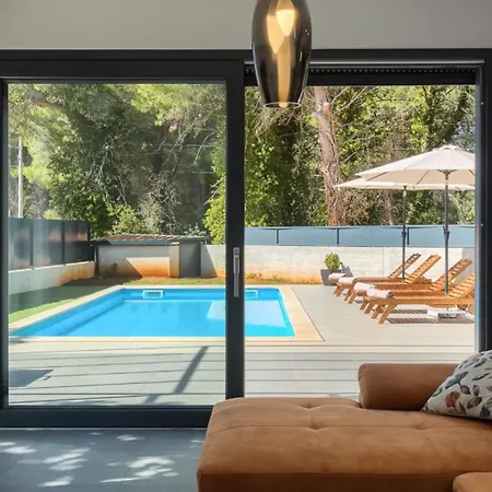 Modern Eva With Pool And 2 Bedrooms In Tar Tar-Vabriga
