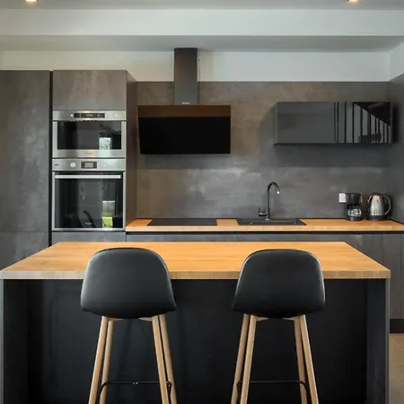 Modern Eva With Pool And 2 Bedrooms In Tar Villa
